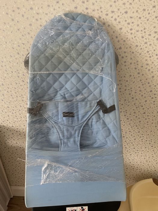 Продаю ванночки для детей и шизлонг