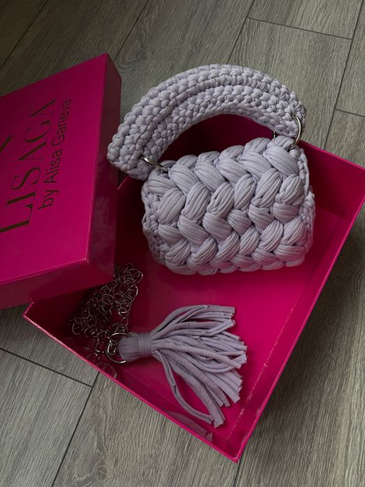 Плетена мини чанта