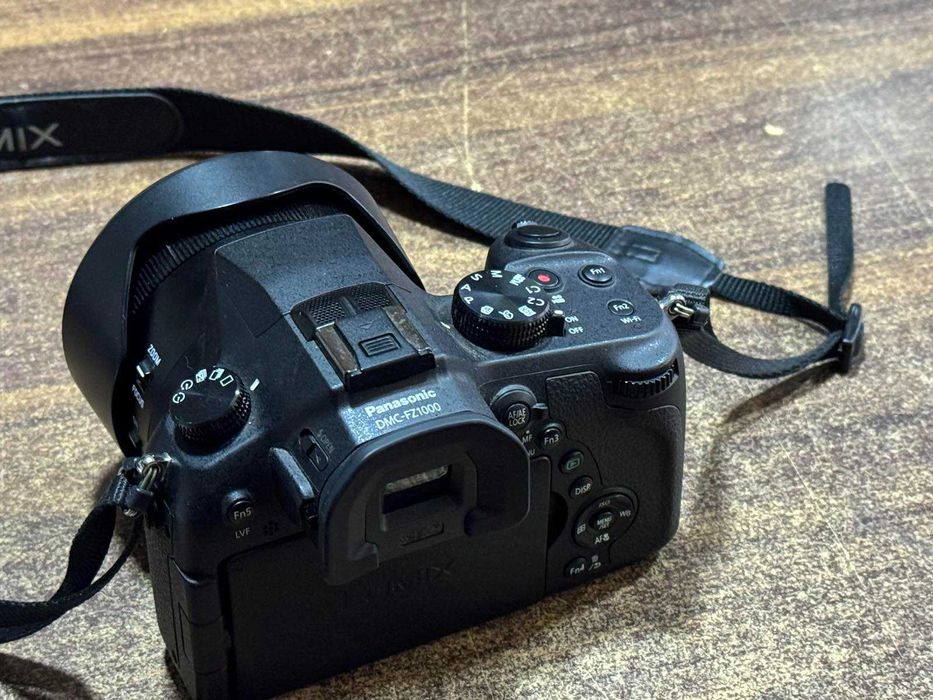 Фотоапарат Panasonic Lumix DMC-FZ1000