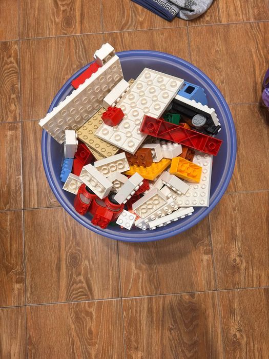 Продам Лего Lego и машинки