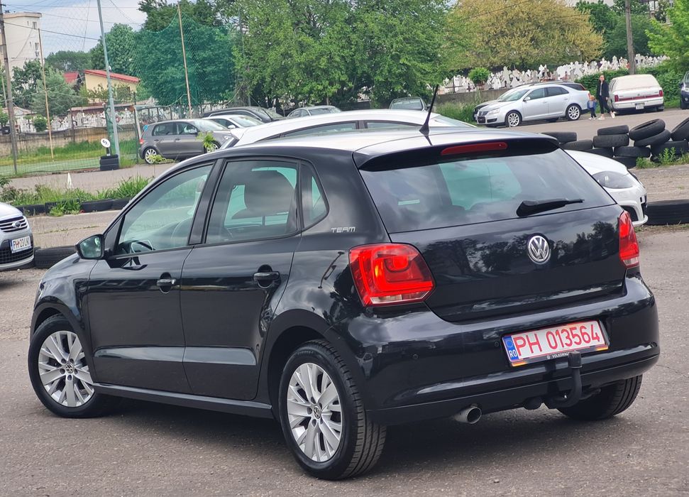 VW Polo TEAM ~ 2012 ~ 1.6 TDI - 90 CP ~ Euro5 ~ Navi , Klimă , Senzori , Jante ~ Import Germania
