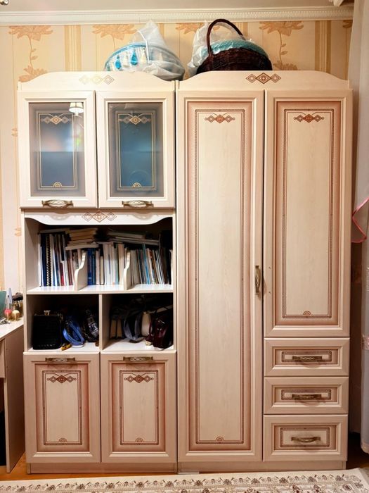 Спальный гарнитур