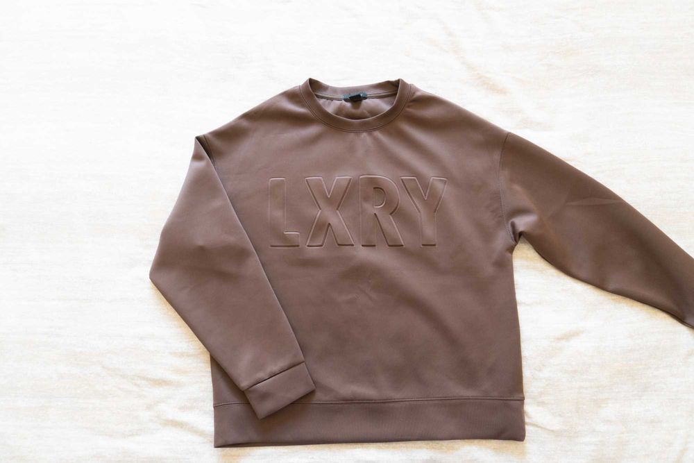 Запазени Дамски блузи