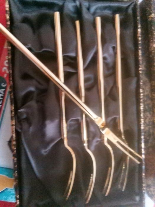 ADAM&EVE Японски позлатени вилици