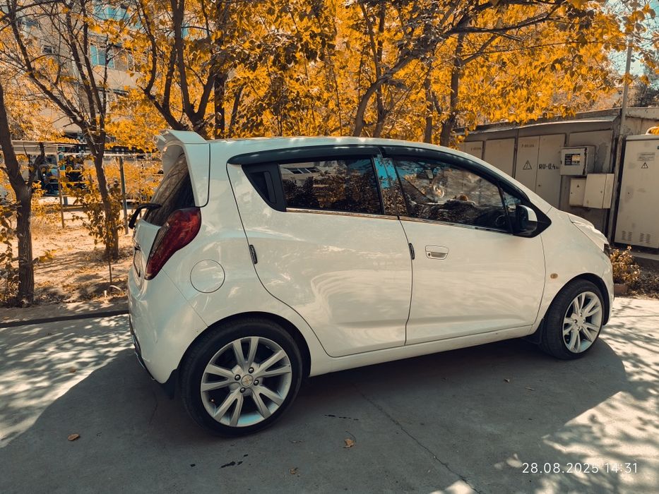 Spark sotiladi tez va arzon narxda