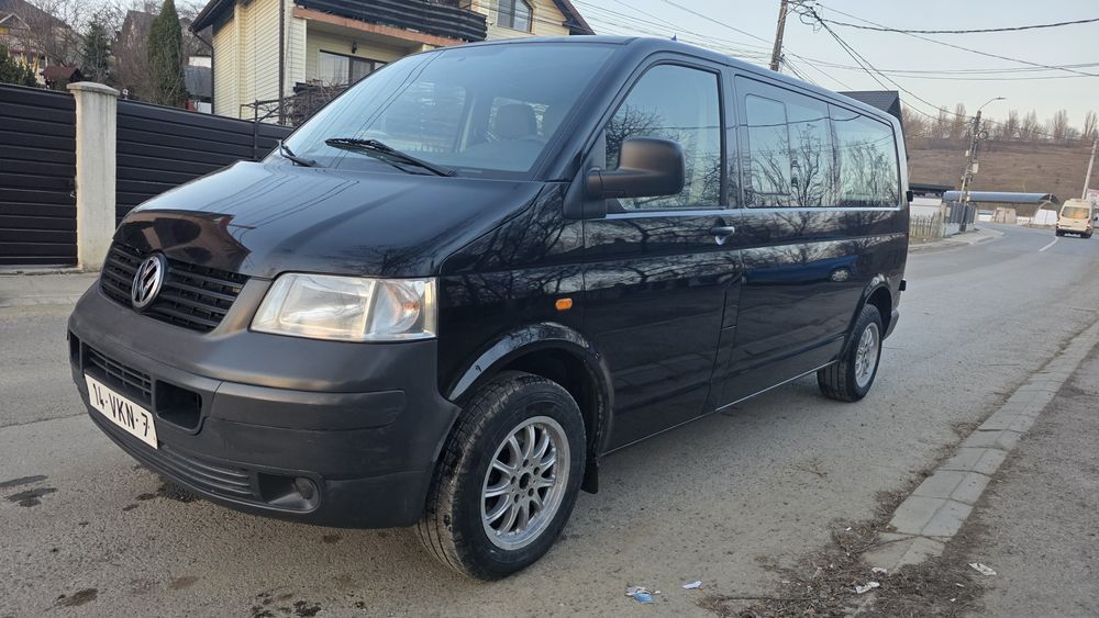 Volkswagen Transporter T5 2.5 TDI An 2008 * 6 Locuri Dublu Cabina * Autoutilitara * Extralung * Cutie Manuala