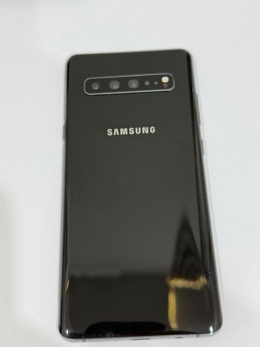 Samsung Galaxy S10
