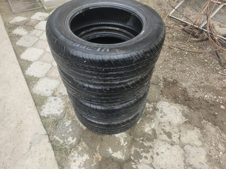 Шины летние 215/60/16