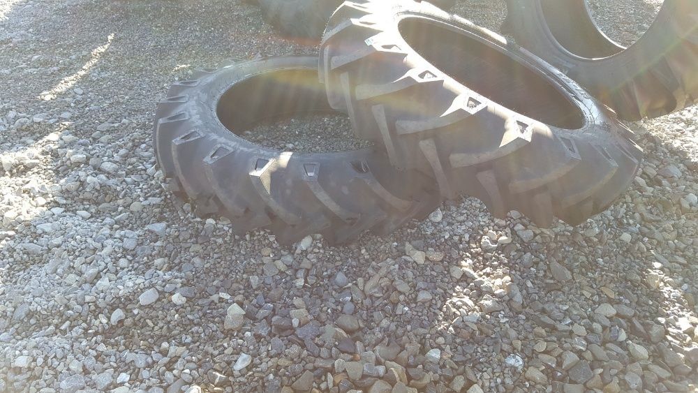 12.4-32 cauciucuri noi marca BKT cu 8 pliuri anvelope tractor
