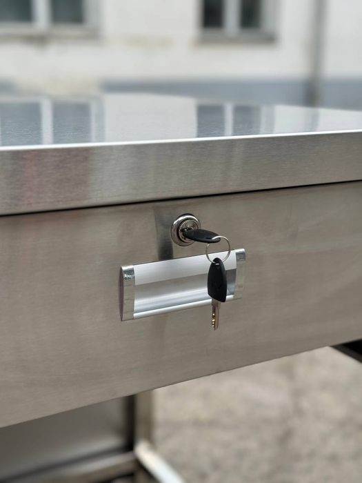 Стол с ящиком из нержавеющей стали рабочий стол
Выдвижной ящик с замко