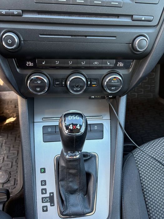 SKODA Octavia 2014 — imagine 4