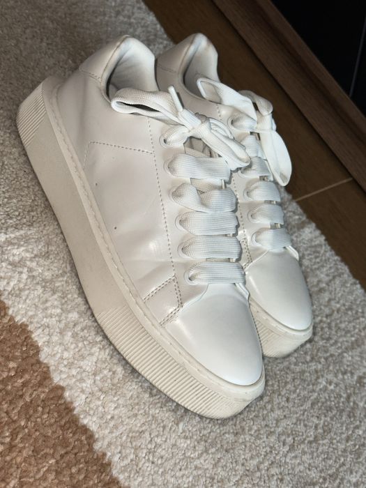 Бели обувки H&M 42 номер