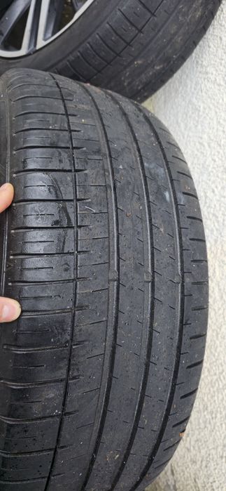 Roti vara Volvo originale 255 x 40 R21