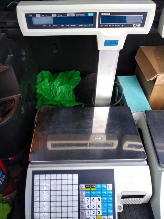 весы с печатью этикеток