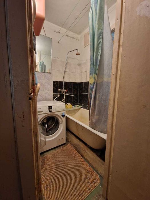 продам квартиру на  Быковского