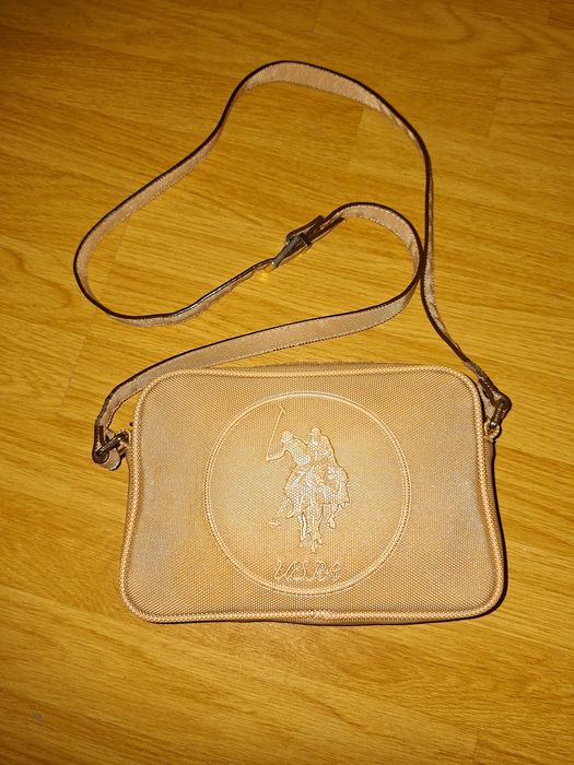 Оригинални чанти,Guess,Moshino,Valentino