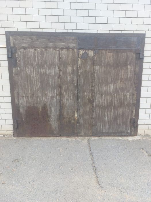 Продаю Ворота железные