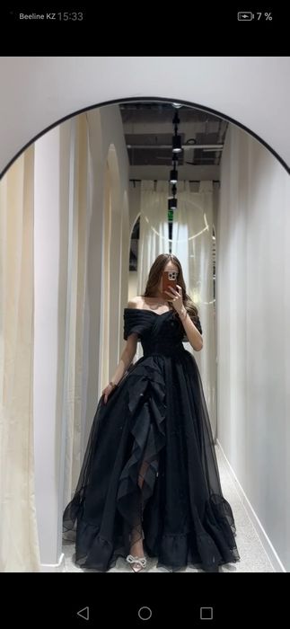 Шикарное вечернее платье