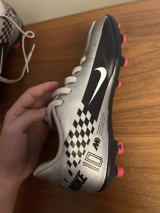 Продам бутсы почти новые