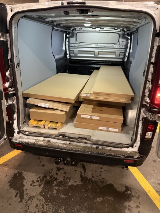 Предлагаме транспортни услуги за София и страната