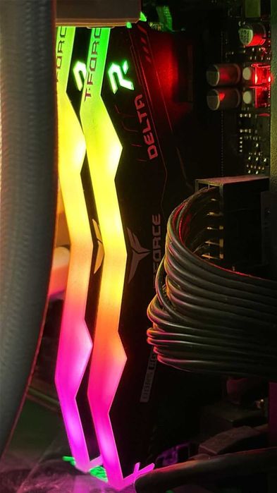 ОЗУ T-FoRce 32 gb  Delta RGB 2x16