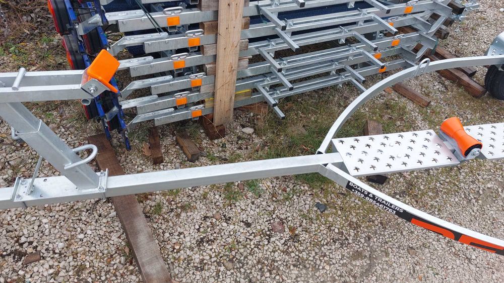 Колесар за лодка до 480см Respo 750V501L199