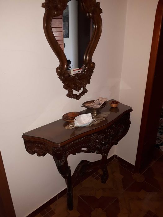 Mobila lemn sculptata living