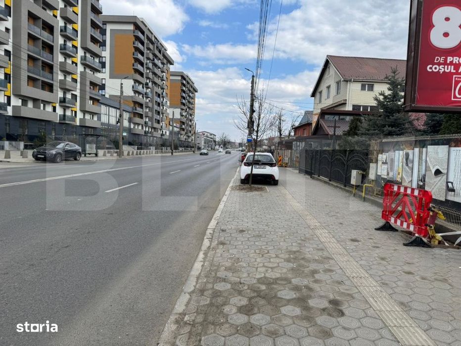 Spatiu comercial, 100 mp cladire, 200 mp curte/parcare, zona Frumoasa