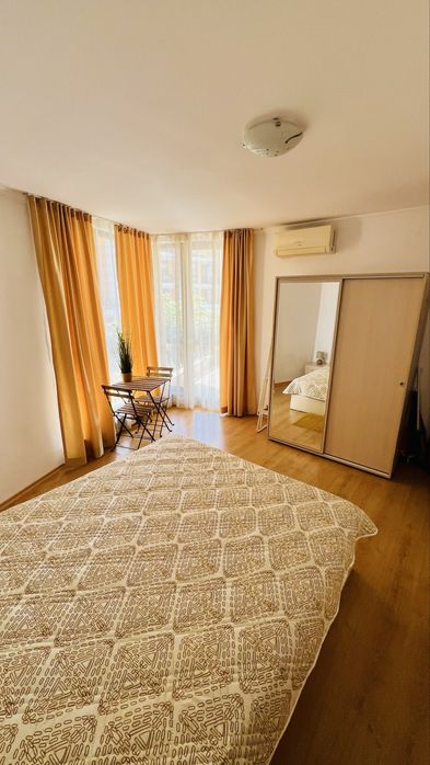 Апартамент с гледка море