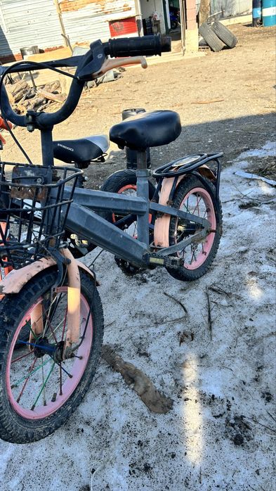 Детски велосипед нормальном состояни