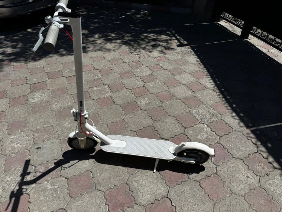 Продам электросамокат