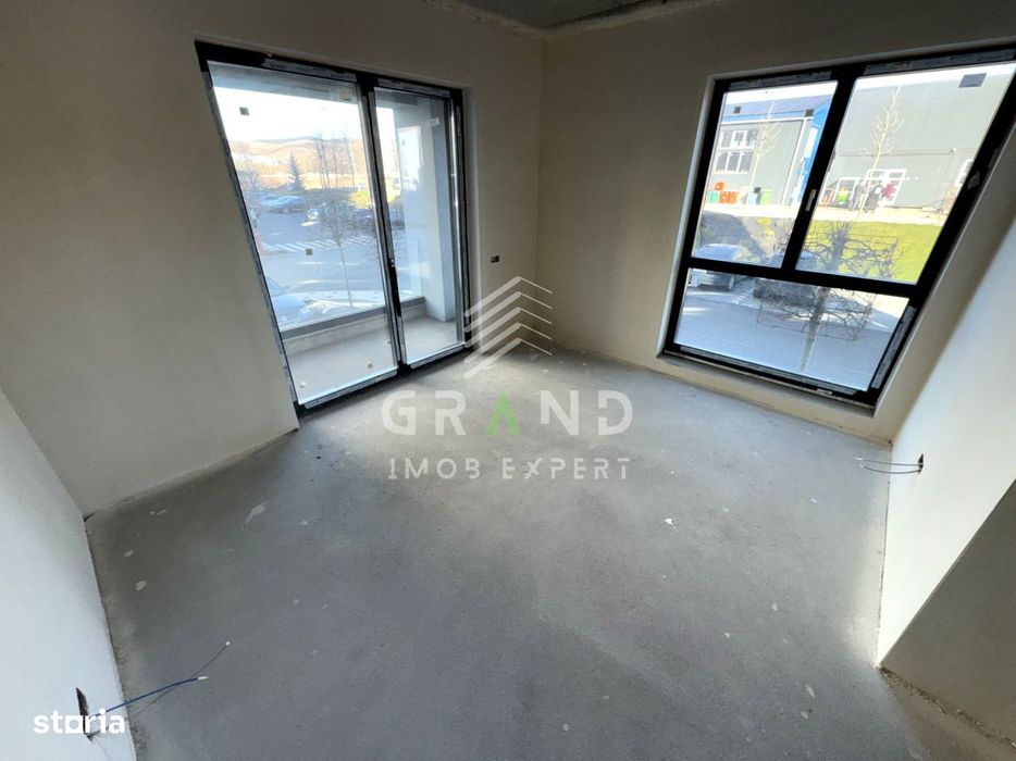 Spațiu Comercial 120Mp | 4 Incăperi | 3 Bai | Terasă 20Mp | Parcare