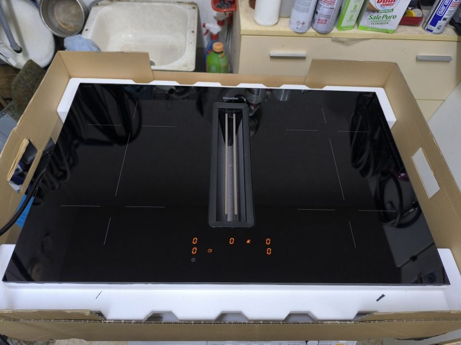 Индукционен плот Miele KMDA 7473 FL-U Silence