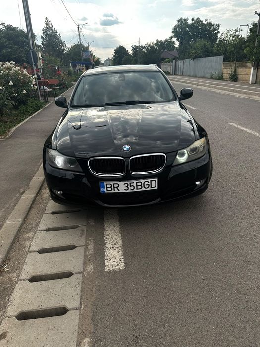 BMW 3 Series 2011
