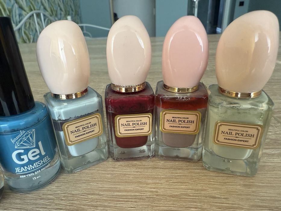 Лак для ногтей обычные 10 штук