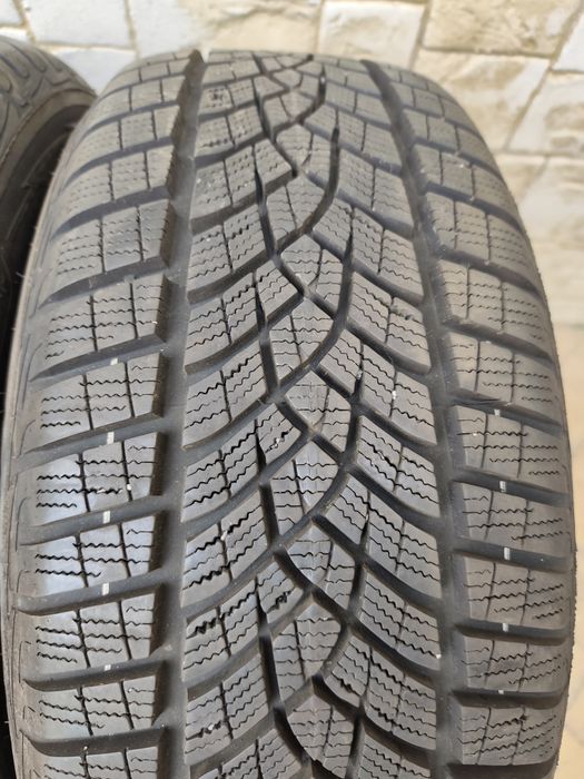 Зимни гуми Good year 215/55/17 Ultra grip performance+2155517