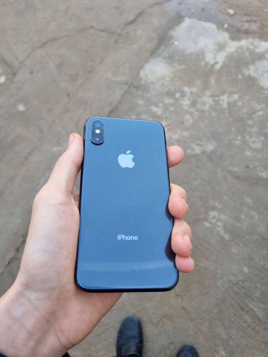 Iphone Xs, Xotira 64, Yomkost 79, true ton bor, ochilmagan