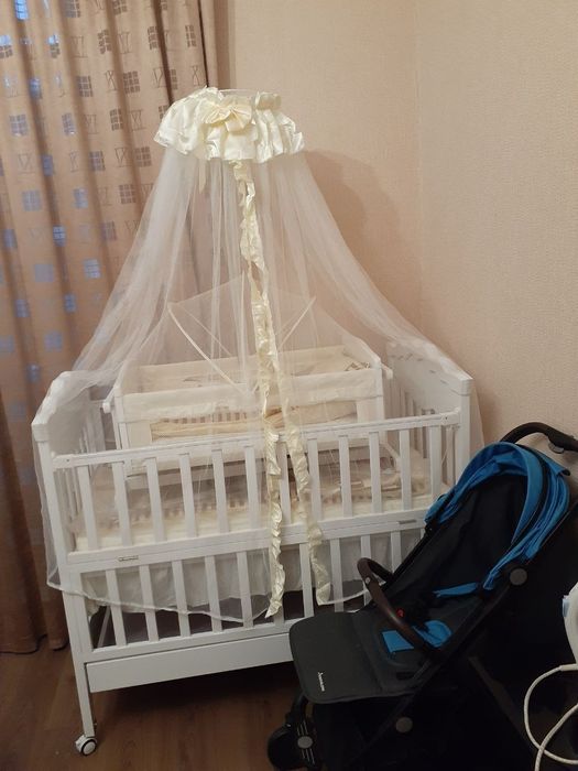 Детская кроватка