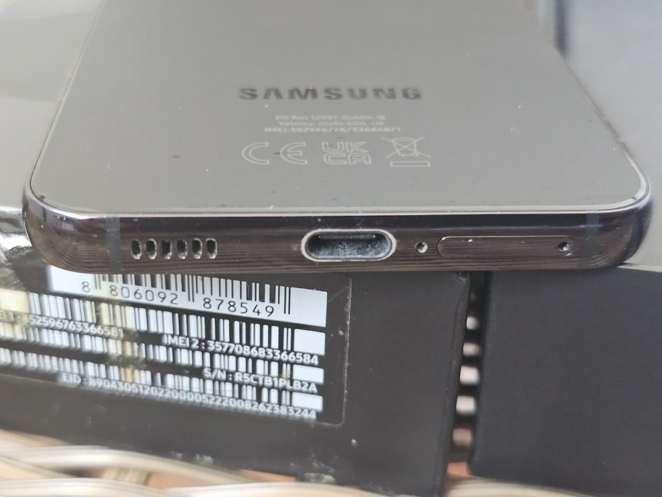 Samsung S22 5G 256 GB in stare perfecta