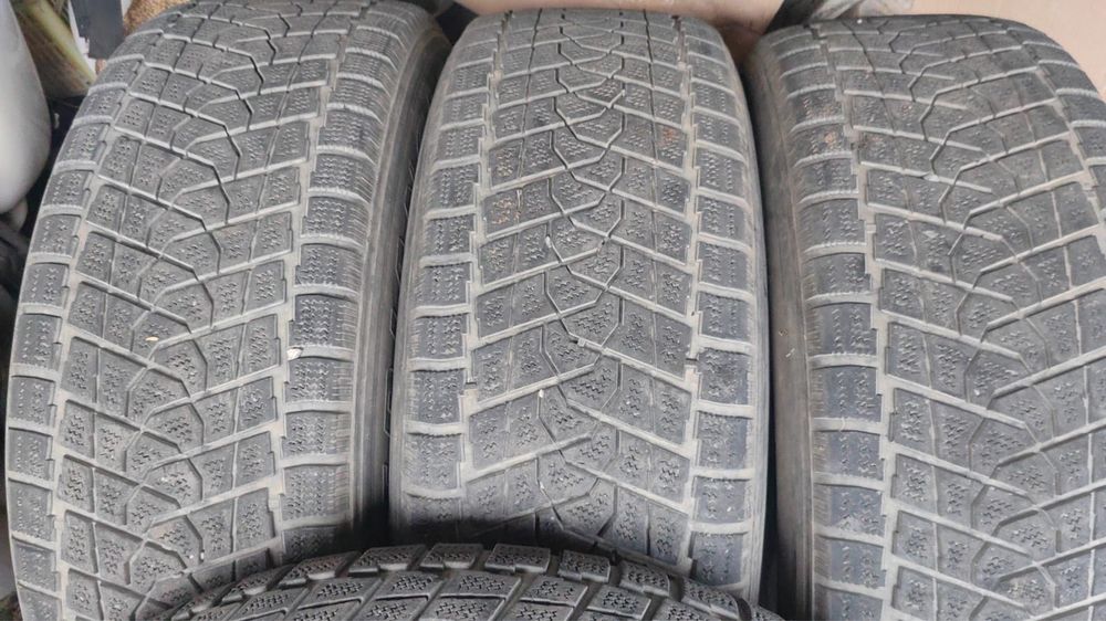 Диски шинами хорошем состоянии