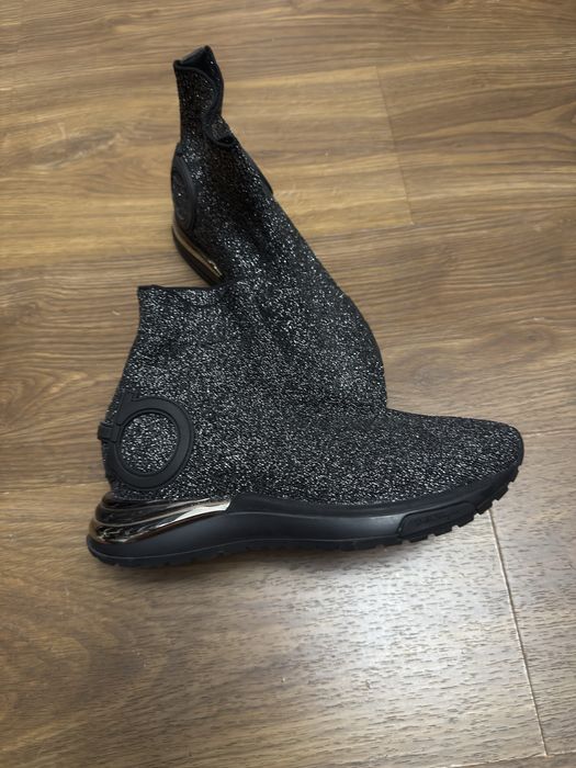 Salvatore ferragamo ОРИГИНАЛНИ промо 299