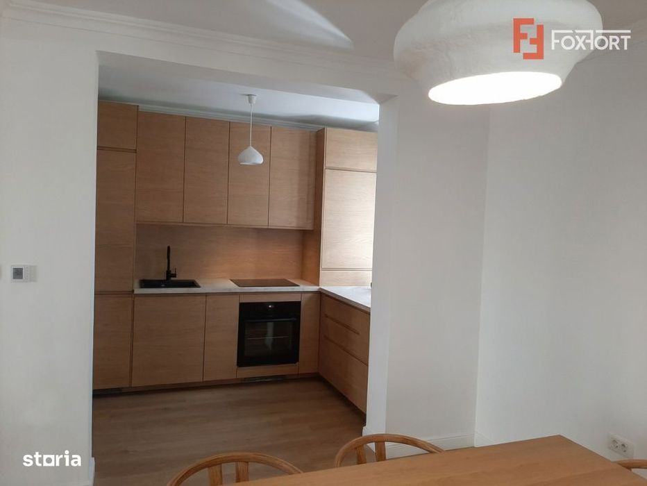 Casa individuala cu 4 camere de vanzare in localitatea Giroc