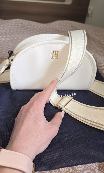 Чанта Tommy Hilfiger