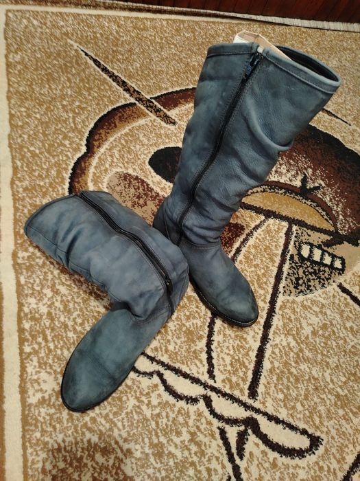 Дамски високи зимни ботуши