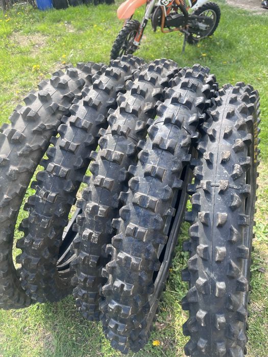 Cauciuc enduro +mousse