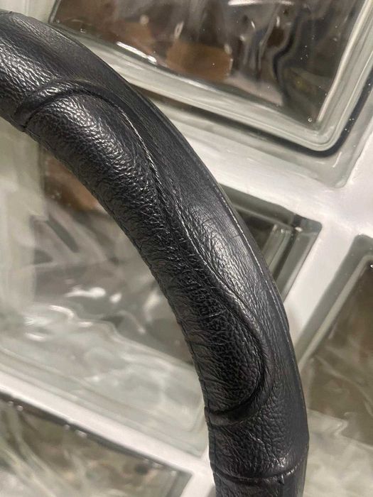 Husa volan din piele - model deosebit - pentru maini mari