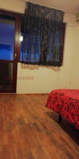 Дава се под наем Тристаен апартамент в Варна, Бриз - 93 кв.м за 459 € - Снимка #8