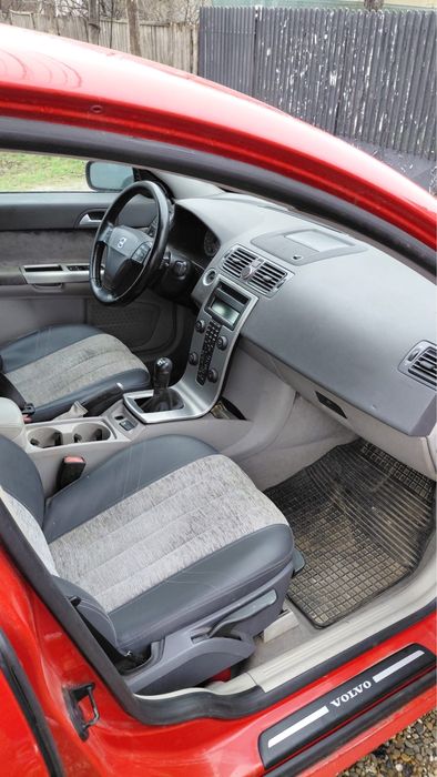 Volvo s40 2.0 diesel  manuala