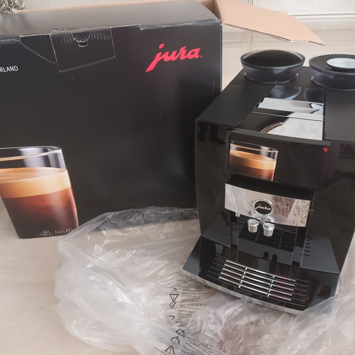 Expresor automat Jura Giga10