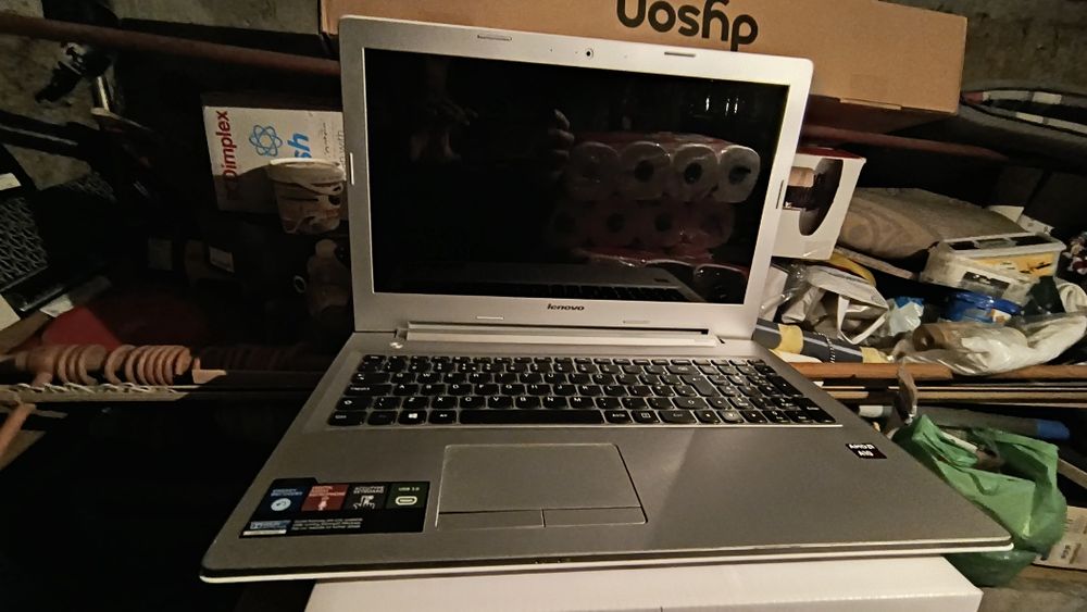 Vând laptop Lenovo Z50-75